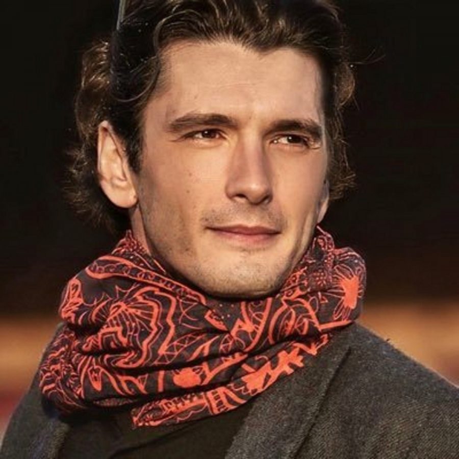 Yon gonzalez y su novia