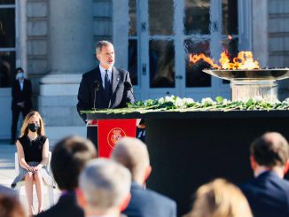 El Rey elabora un emotivo discurso en la ceremonia homenaje a las víctimas de la COVID-19.