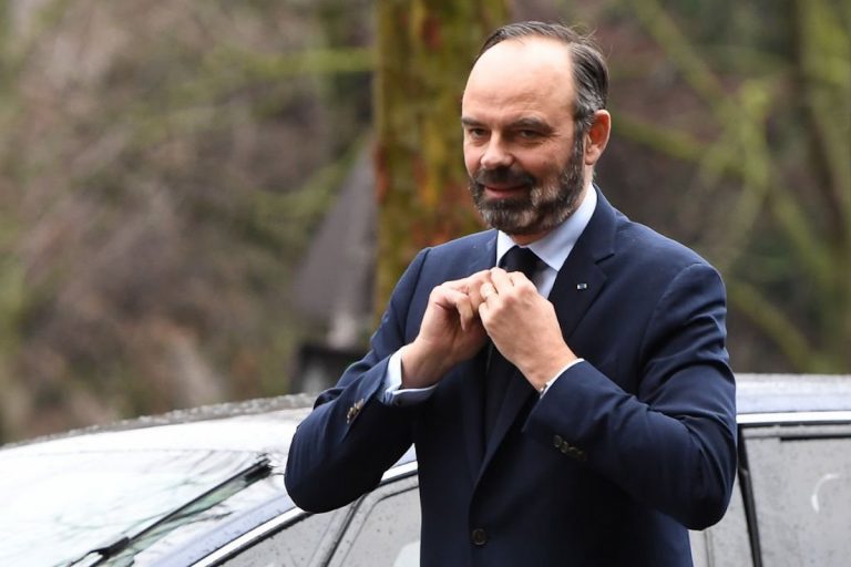 Edouard Philippe dimisión