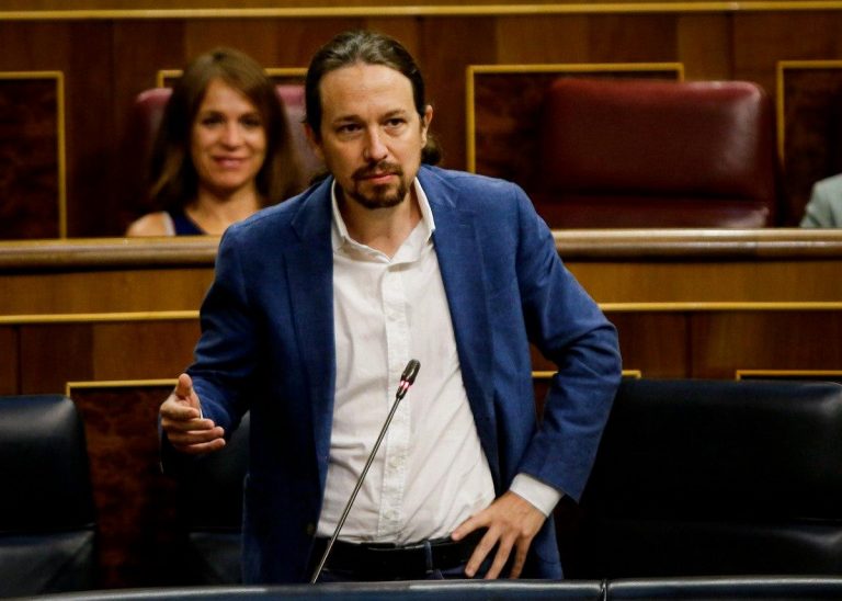 pablo iglesias congreso vacaciones