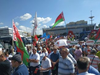 Lukashenko concentra a mil personas en Minsk, capital de Bielorrusia, para poner fin a las movilizaciones.