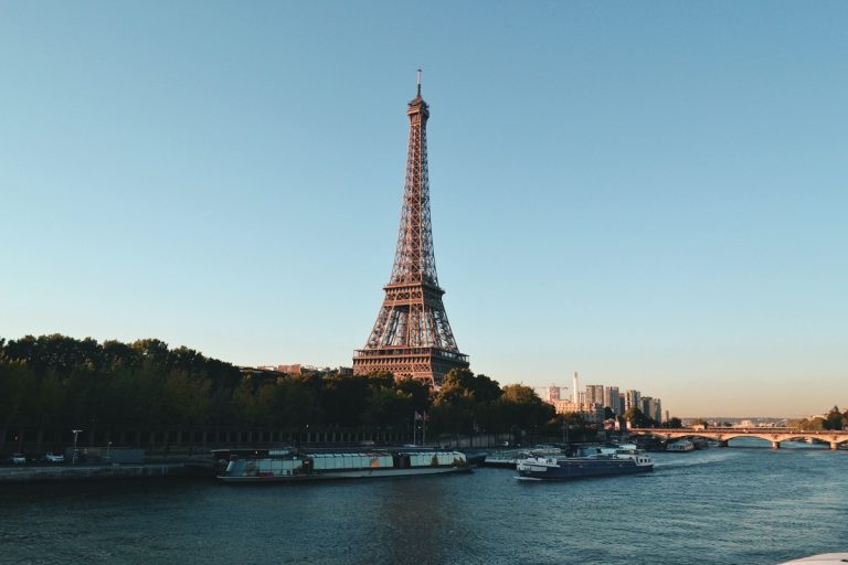 alarma bomba paris