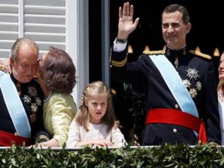 Podemos ataca la monarquía en España