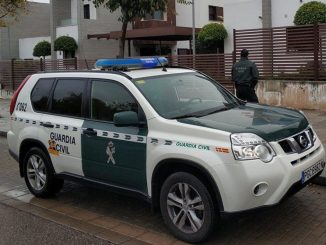 la guardia civil detiene a los padres de la menor agredida