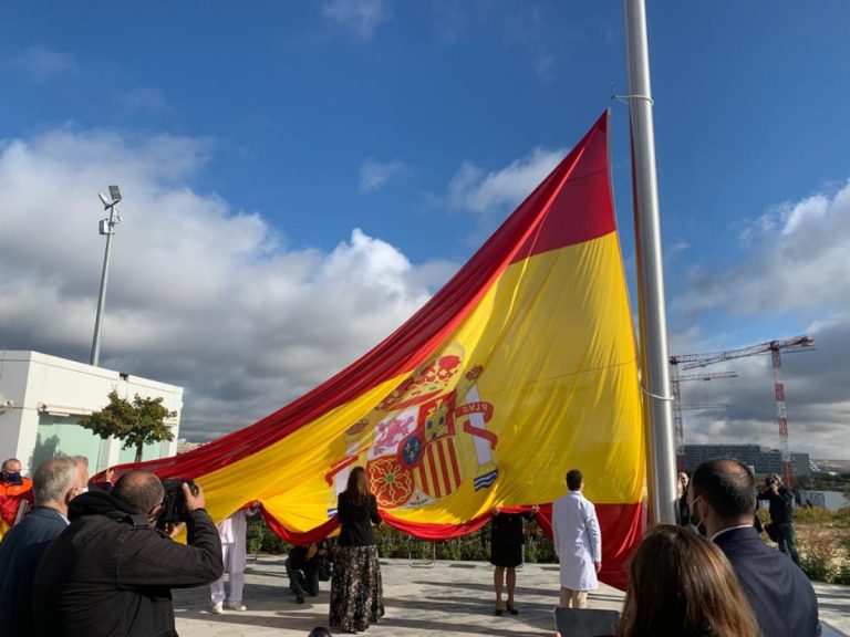 Izan bandera de españa en madrid
