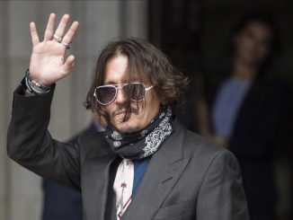 johnny depp podria tener un futuro proyecto con netflix