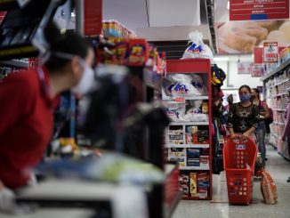 trabajadores de supermercado