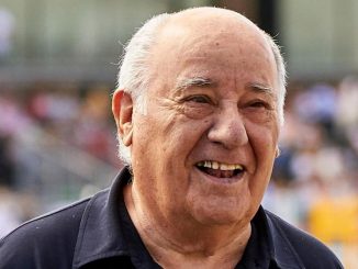 amancio ortega llora con sorpresa de sus trabajadores de inditex