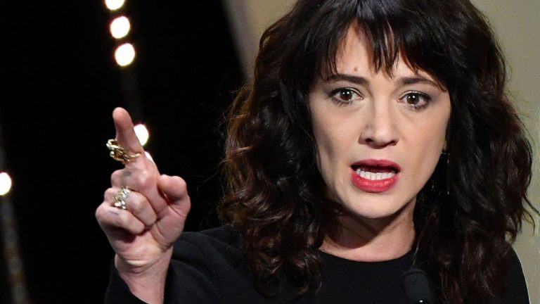 Asia Argento acusa de abuso a director de 'Rápido y furioso'
