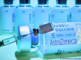 astrazeneca europa mitad vacunas