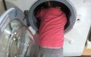 niño muere lavadora