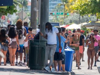 aglomeraciones miami spring beach