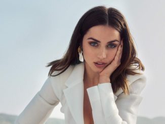 Ana Armas Ben