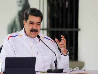 maduro vacunas petroleo