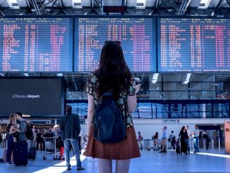 Rastreador de destino la herramienta para viajar tranquilo