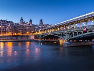 Francia investiga a varios ministros por violar el confinamiento