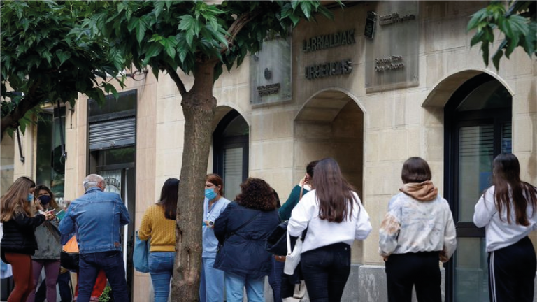 Nueve estudiantes internados co ¿n coronavirus por macrobrote