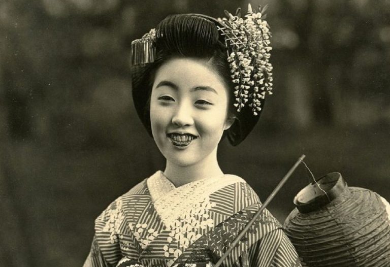 Geishas: fotos de principios del siglo XX cuentan su historia