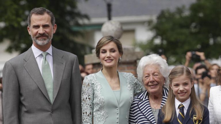 abuela reina letizia