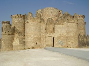 castillo de belmonte 300x225