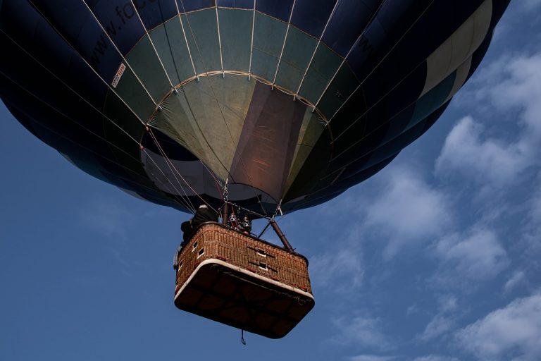 hot-air-balloon-5987843_1280