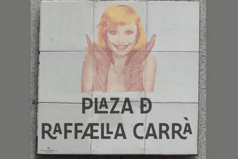 Plaza Raffaella Carrà