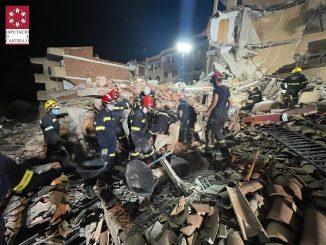 Un edificio se derrumba en Peñíscola