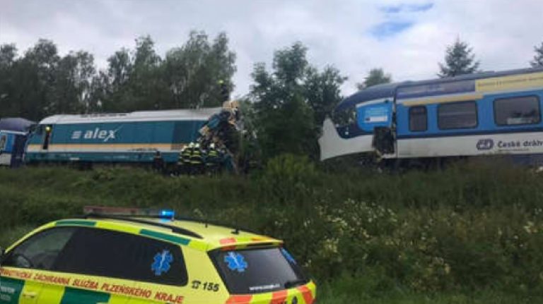 Accidente en República Checa: dos trenes chocan dejando varios heridos