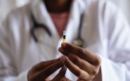 Miles de pacientes deberán volver a vacunarse