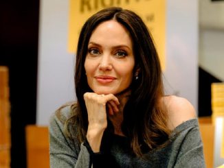 angelina jolie borra su tatuaje