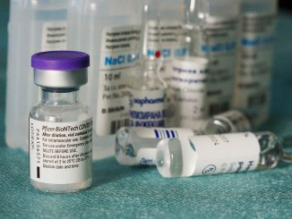 Tras 6 meses desde la vacunación la vacuna de Pfizer pierde la mitad de su efectividad