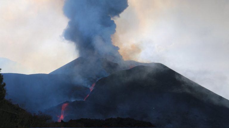 mes-erupcion-volcan-la-palma