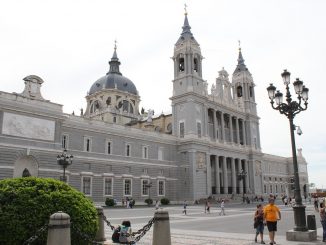 festivo-dia-almudena