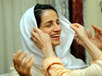 Nasrin Sotoudeh es condenada en Irán a penas de cárcel y latigazos