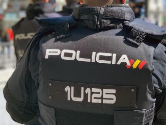 policías Madrid cacheo