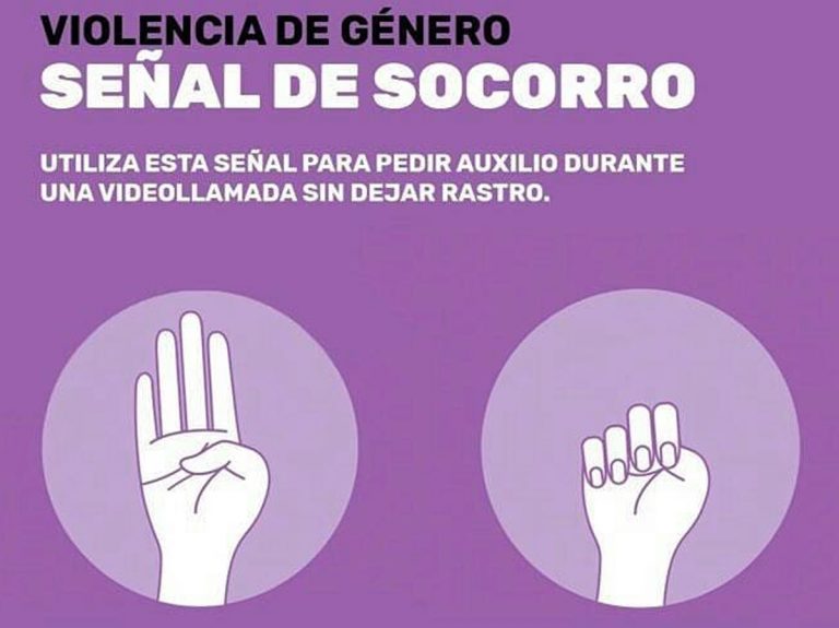 La señal contra la violencia de género ayuda a una mujer en Barcelona