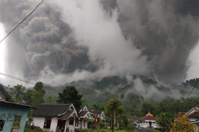 muertos-volcan-semeru