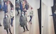 mujer-empuja-metro-bruselas