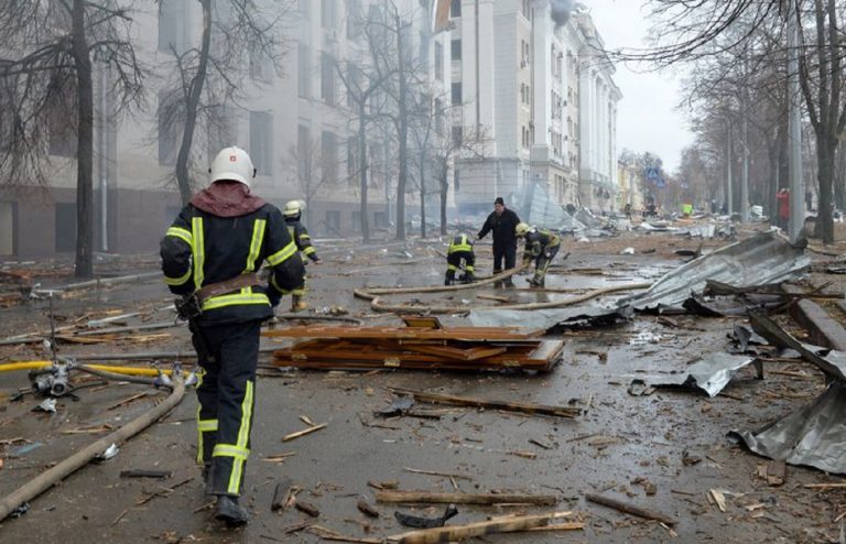 Rusia bombardea civiles