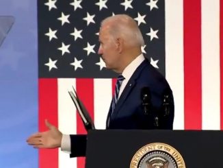 Biden mano viral