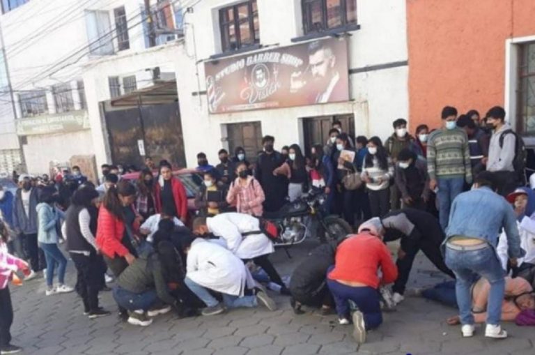 avalancha universitarios Bolivia