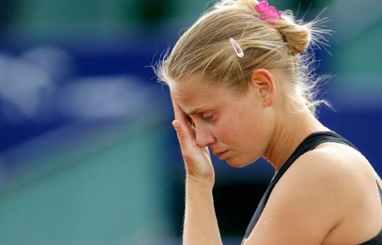 Jelena Dokic suicidio