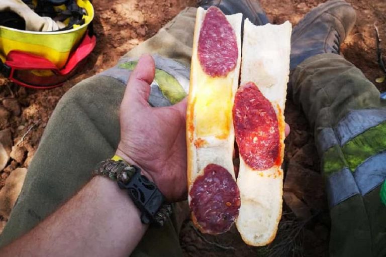 foto viral bocadillo bomberos