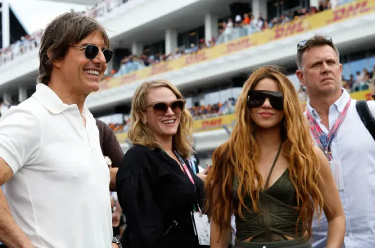 Shakira Tom Cruise