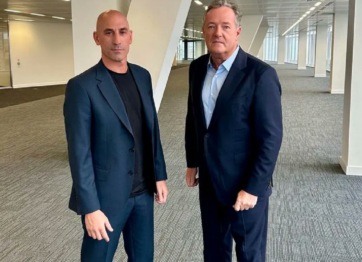 Así es Piers el periodista que ha entrevistado a Luis Rubiales