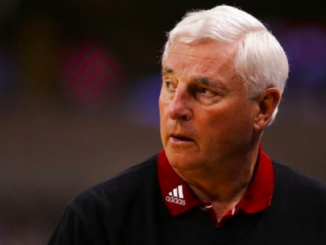 Bobby Knight muere