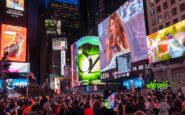 shakira times square