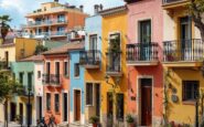 Ceremonia de entrega de llaves de vivienda pública en Sevilla