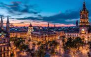 Preparativi per la Nit de la Cremà a València con misure di sicurezza