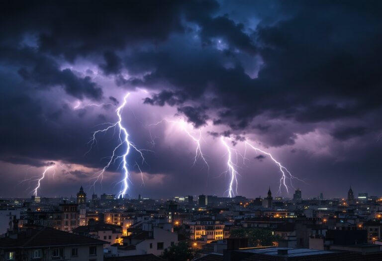 Immagine di una tormenta elettrica sopra Madrid